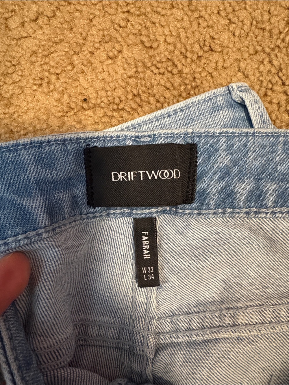 NWOT DRIFTWOOD Farrah Floral Embroidered Flare Jean 32 - Picture 2 of 7